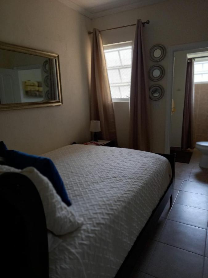 A Taste Of Paradise - Vacation Rentals Close To Us Embassy & Restaurants Nassau Exteriér fotografie